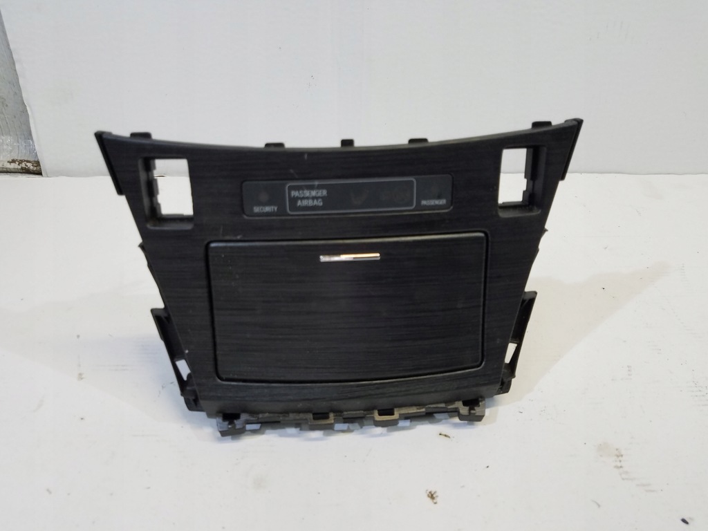 фото №1, Попільничка toyota avensis t27