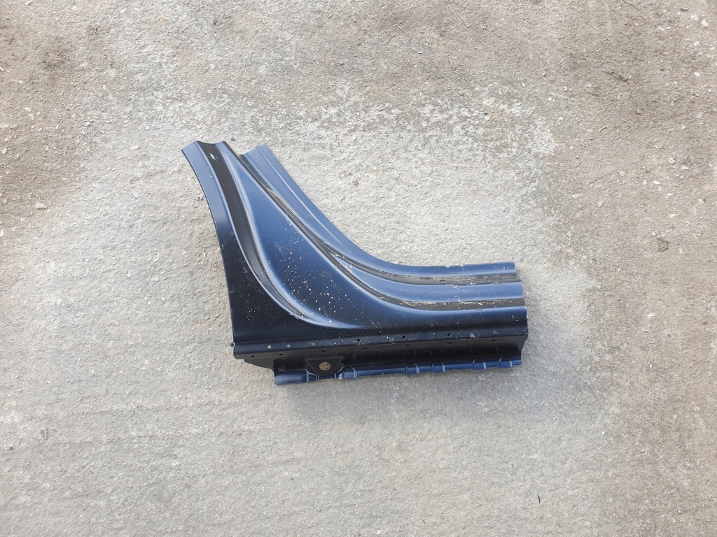 фото №1, Audi q8 sq8 4m8 правий поріг обшивка коліно oem