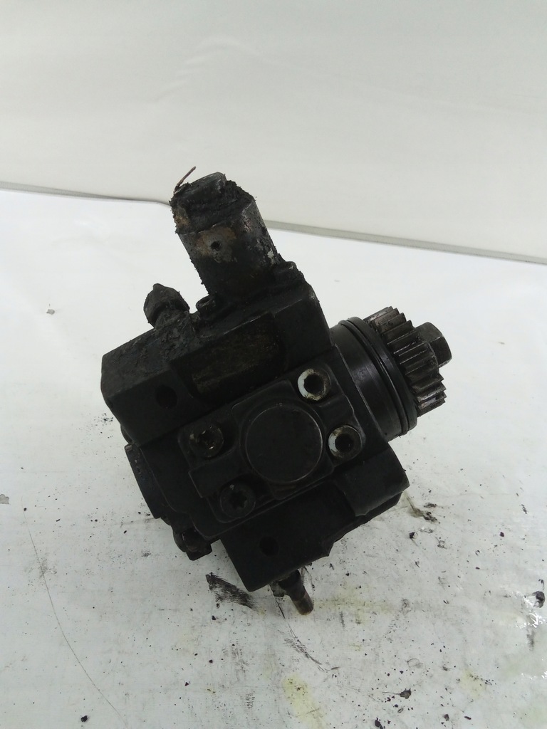фото №1, J515 насос впрыскная renault master 3 2.3dci
