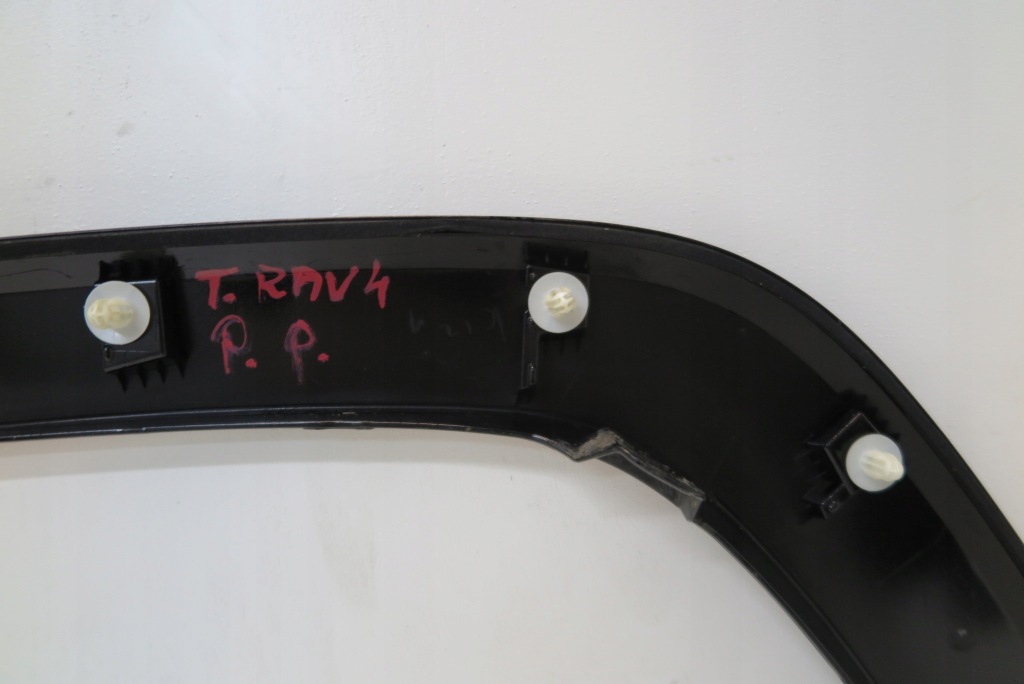 Молдинг накладка накладка крила правий перед toyota rav4 v 75601-42170 Оригінал