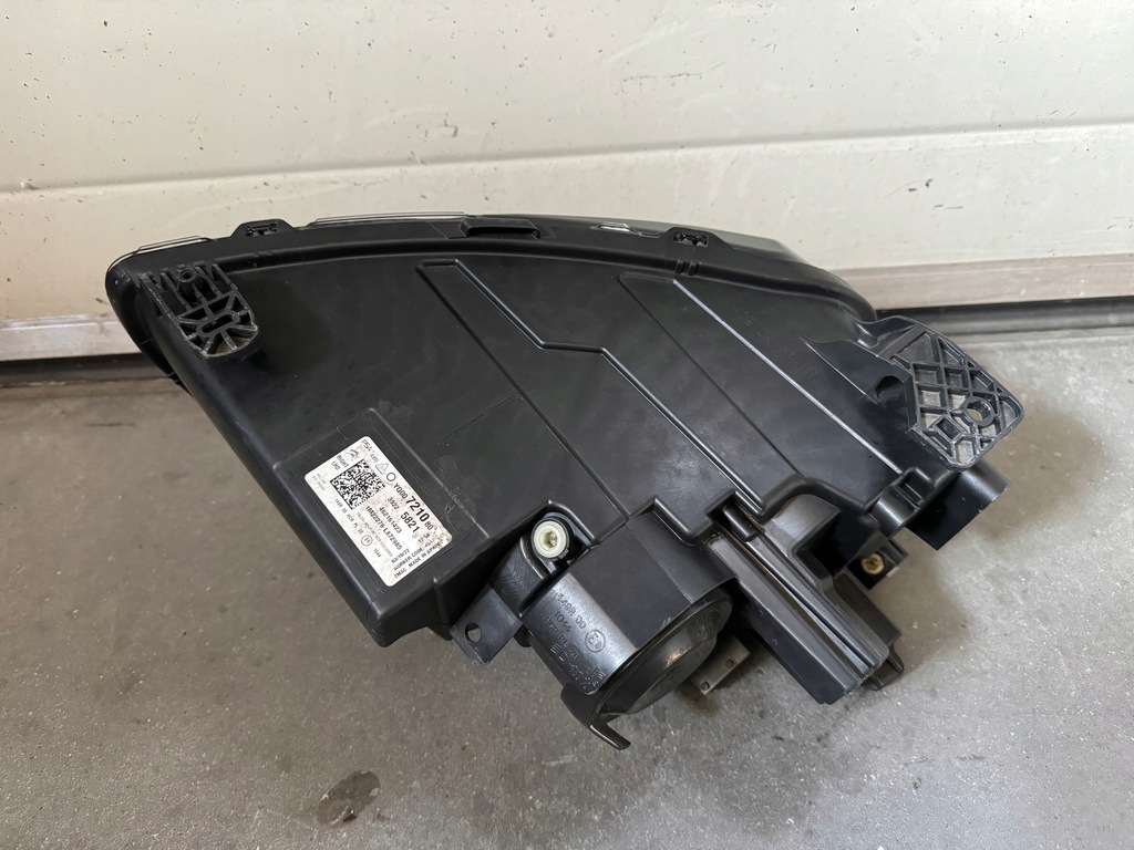 фото №3, Лампа правая --- full led - citroen c3 aircross - lift