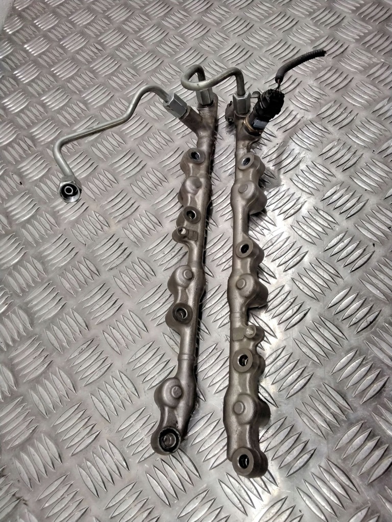 фото №2, Lexus rx 450h 2019 молдинг впрыскная