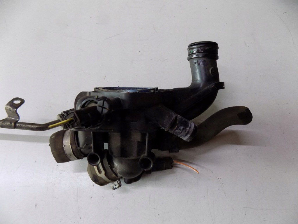 фото №5, Peugeot 207 cc 1.6 thp корпус термостата