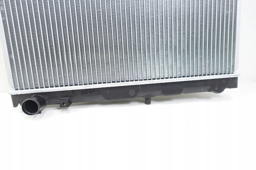 Радіатор води mazda e e2000 bus van f85015200a Недорого