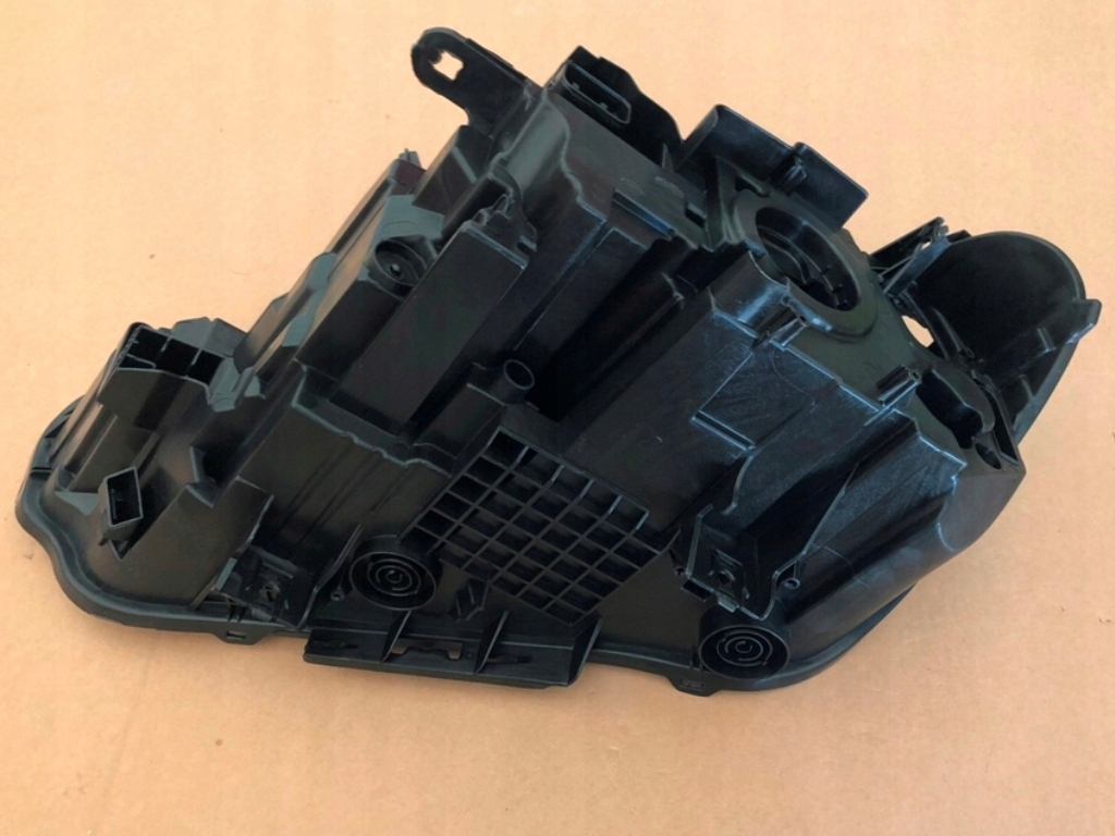 фото №10, Корпус захист лампи правої передньої do bmw serii x1 f48 lift 2019-2022