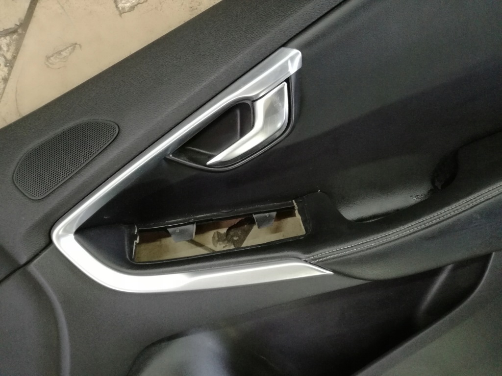 фото №15, Volvo v40 ii 2012 - 2019 rok сидіння заднє сидіння обшивки підлокітник r-design