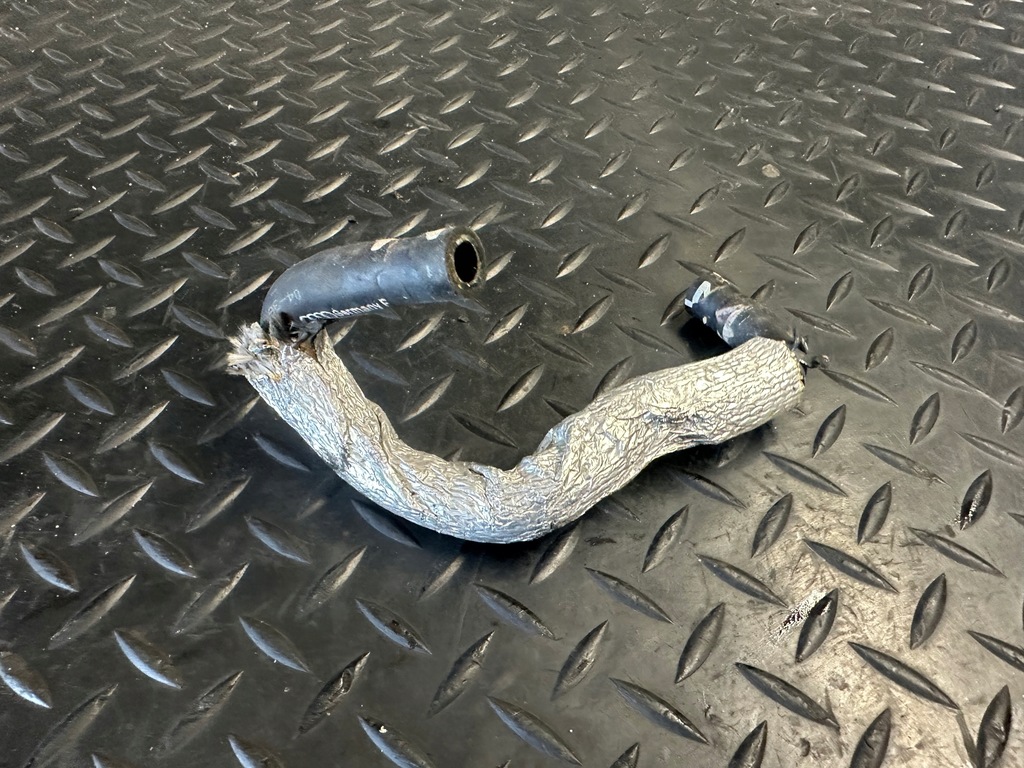 фото №5, Шланг wody audi a8 d4 4.2 tdi cds 057121030