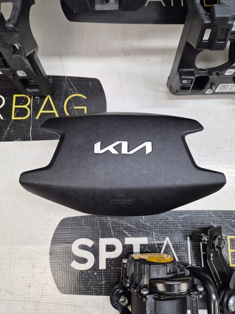 фото №6, Kia ev6 панель приладів консоль подушки безпеки ремені подушка безпеки