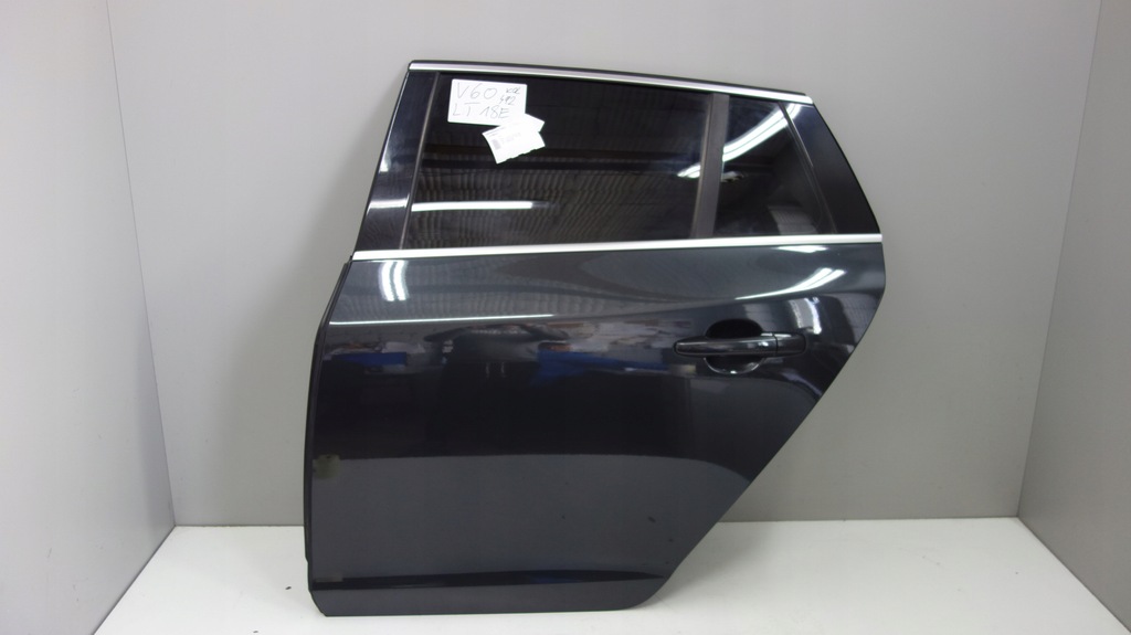 фото №1, Volvo v60 дверь левая задние 492