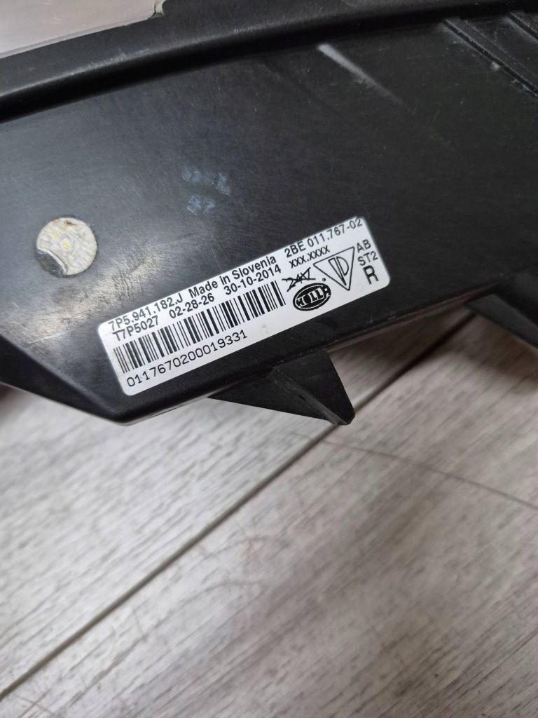 10939. cayenne поворотник led правый 7p5941182j Недорого