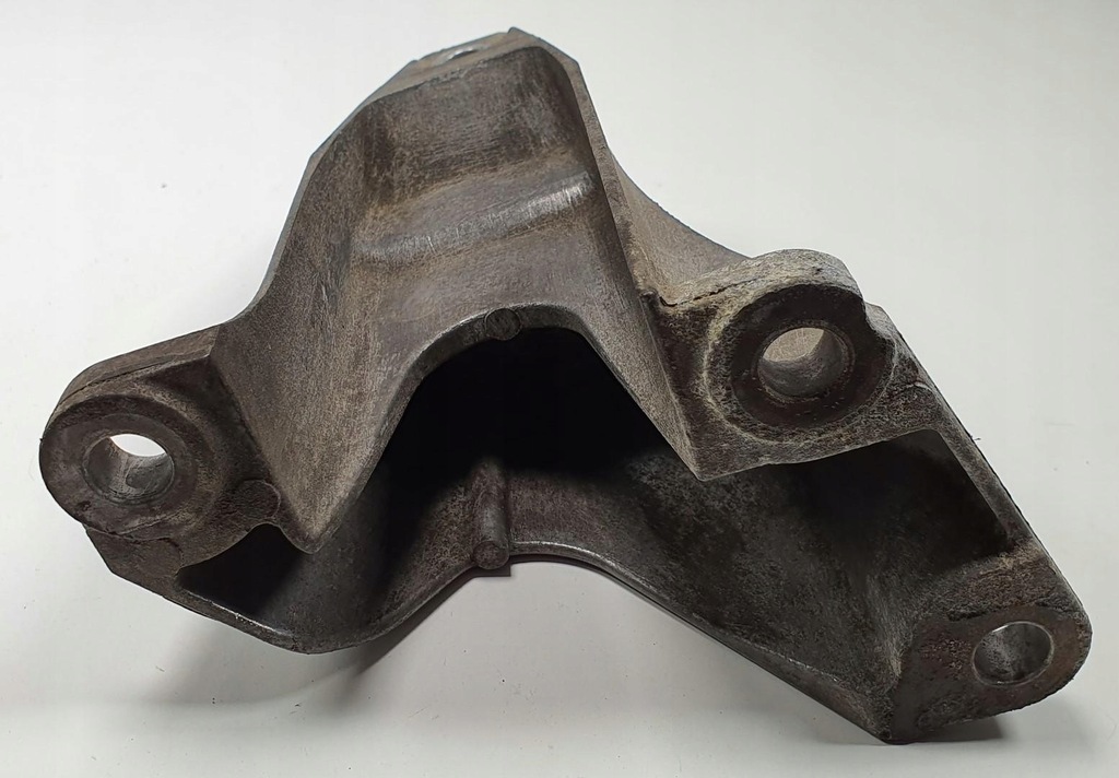 фото №3, Кронштейн двигуна mazda rx-8 1.3