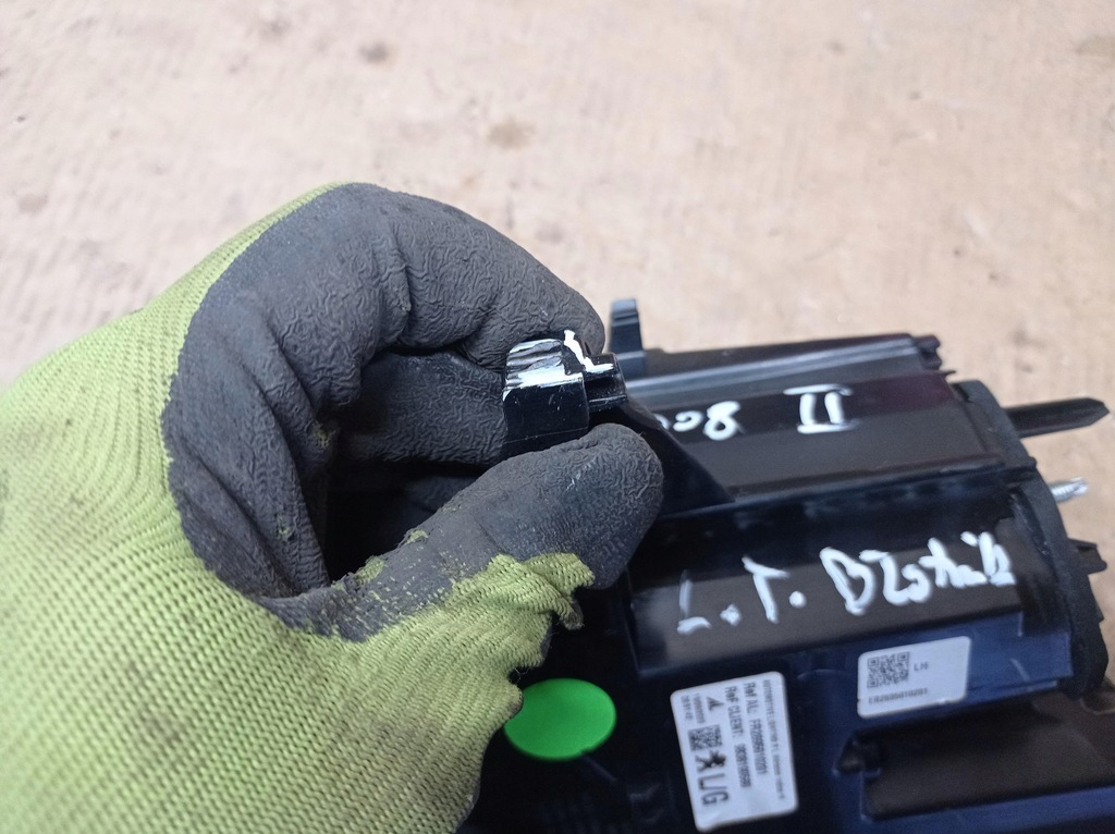 фото №9, Лампа лівий задня peugeot 2008 ii 2020 w крила