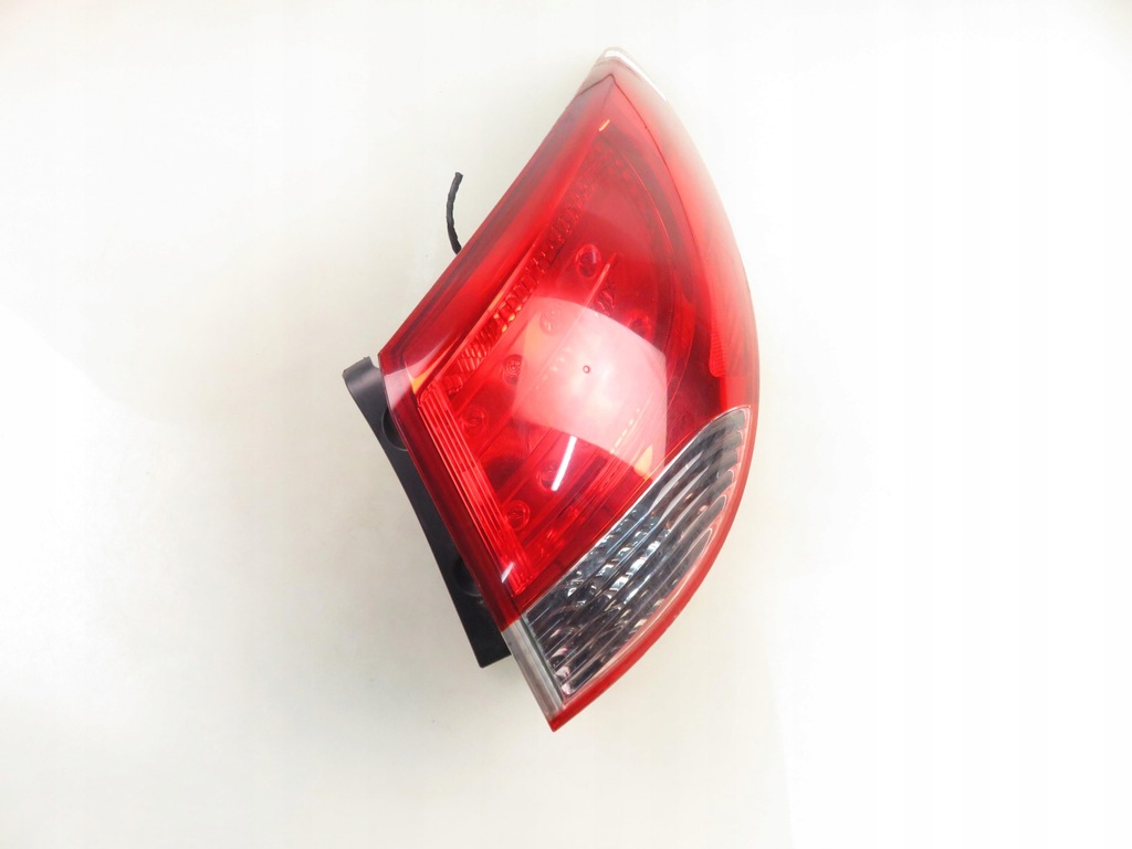 фото №12, Лампа права задня hyundai ix35 924022y0