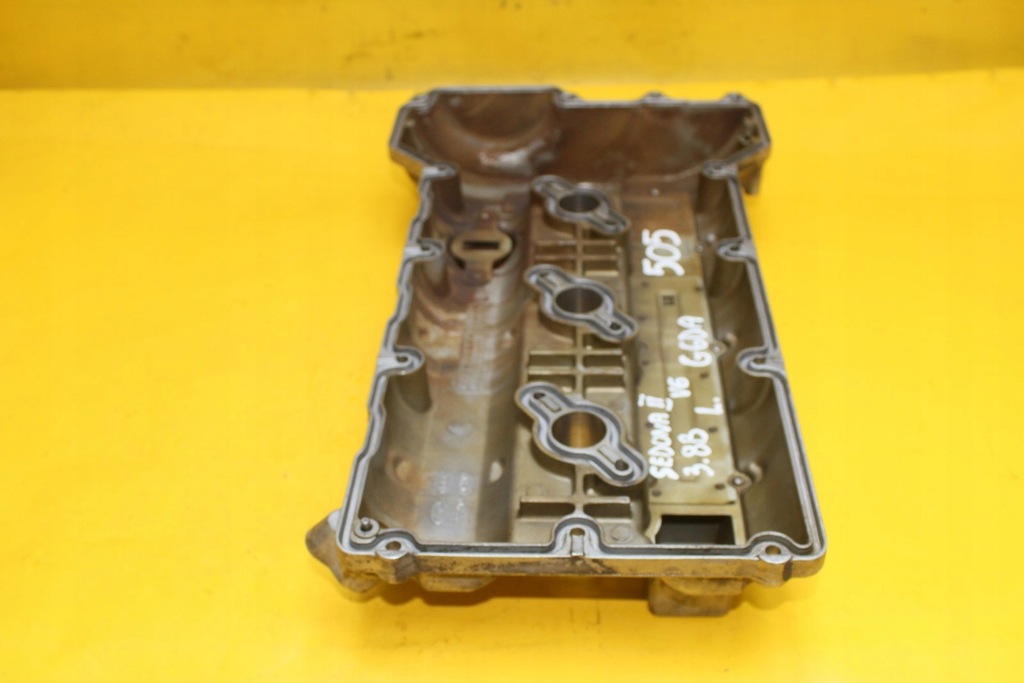 фото №7, Крышка клапанов kia sedona ii 3.8 b 22410-3c110