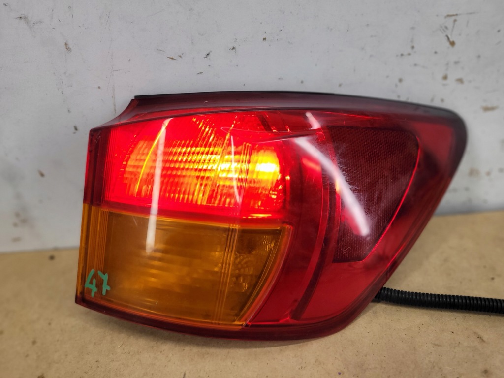фото №1, Lexus is is220 is250 isf лампа задня права
