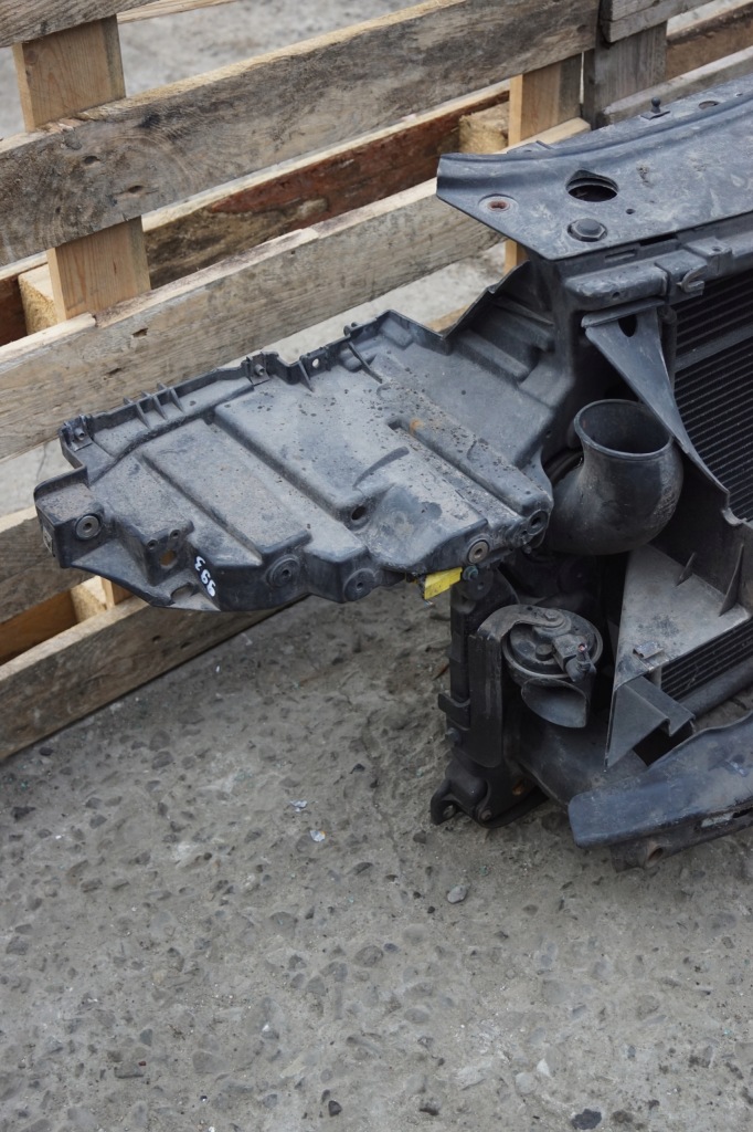 фото №6, Pas передний радиатор vw touareg 7l 4.2 fsi