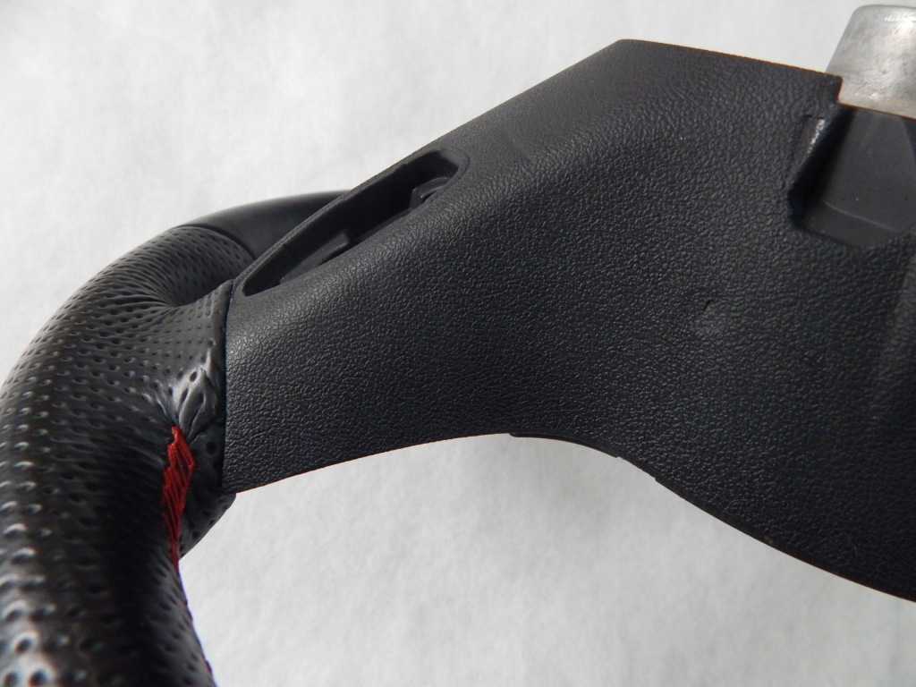 Mercedes w118 w177 x247 w205 w253 - воздуховод oryg czerwona nić amg Недорого