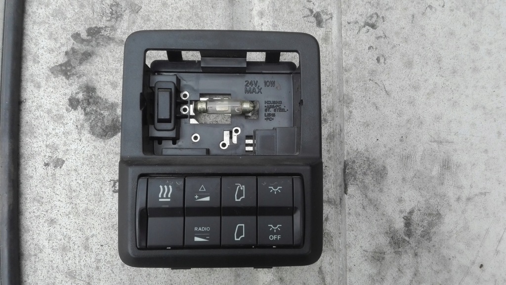 фото №1, Лампа стельовий merecdes actros mp4 a9608200601