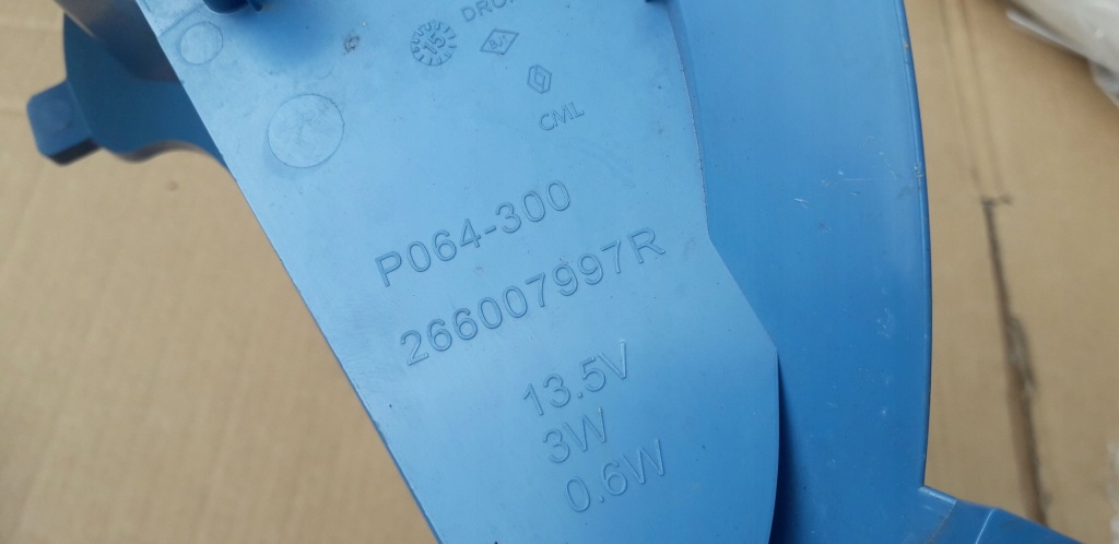 фото №3, Противотуманная фара правый drl led renault zoe 266007997r