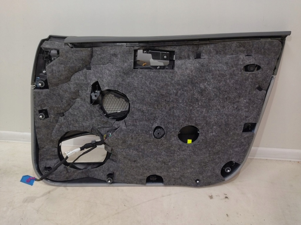 фото №11, Обшивка дверь audi оригинальный номер 4h1868018