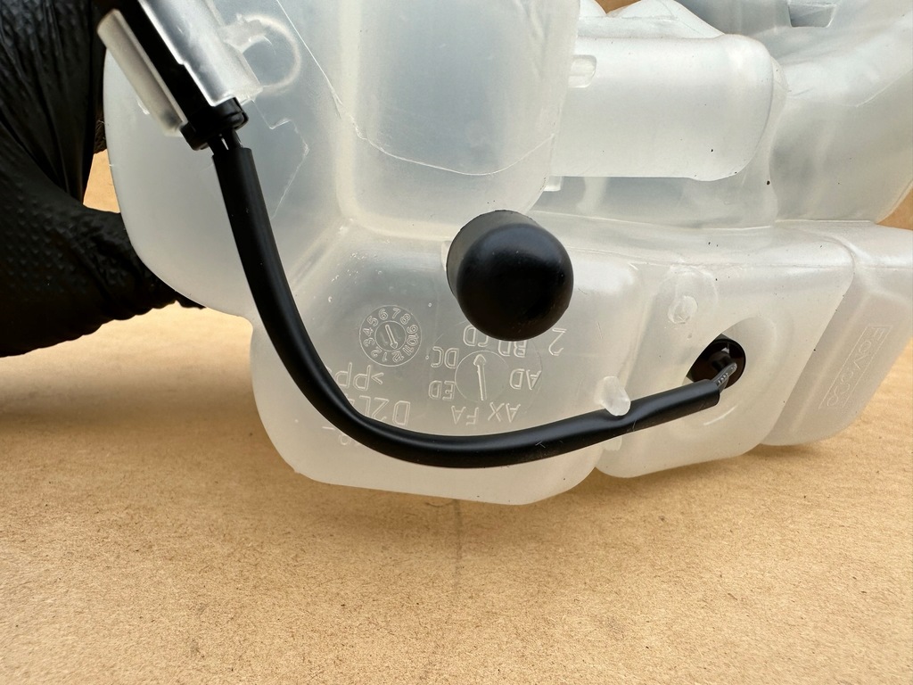 фото №7, Land rover freelander ii 2 l359 07-14r бак бачок розширювальний