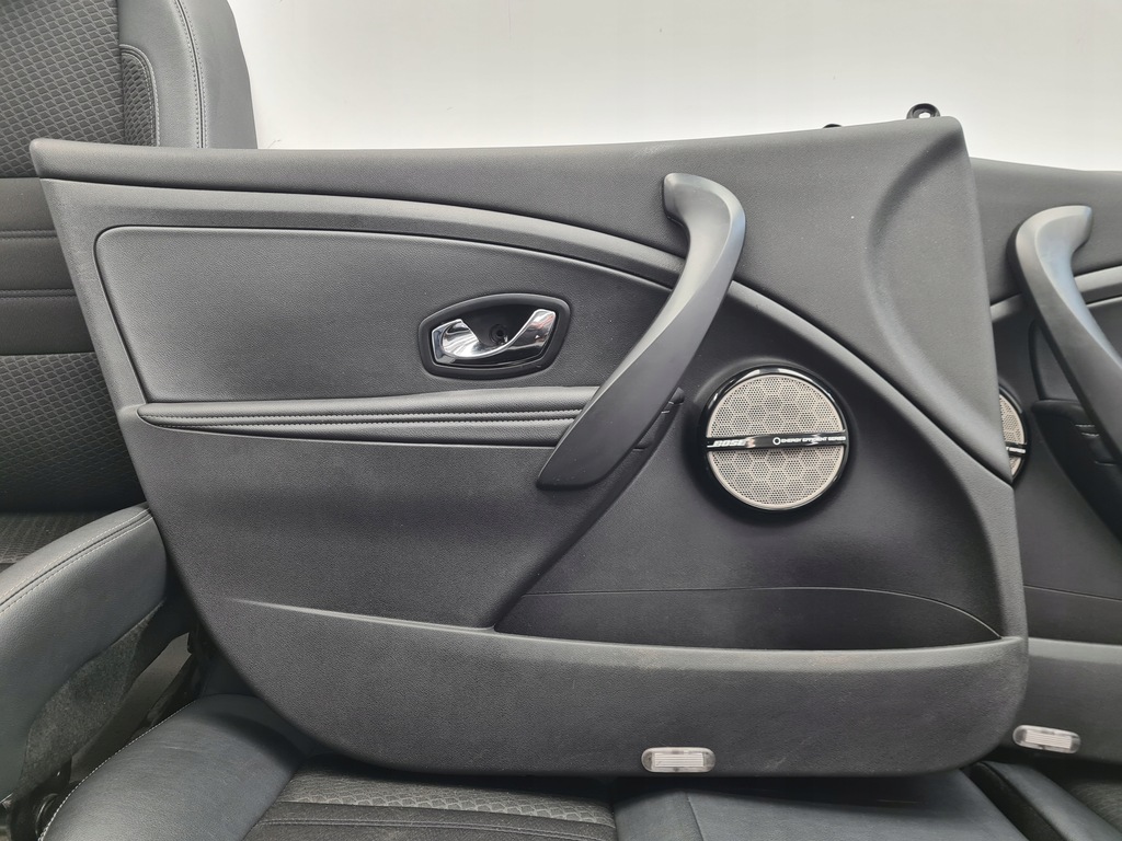 фото №16, Renault megane iii lift сиденья заднее сиденье кожа kombi