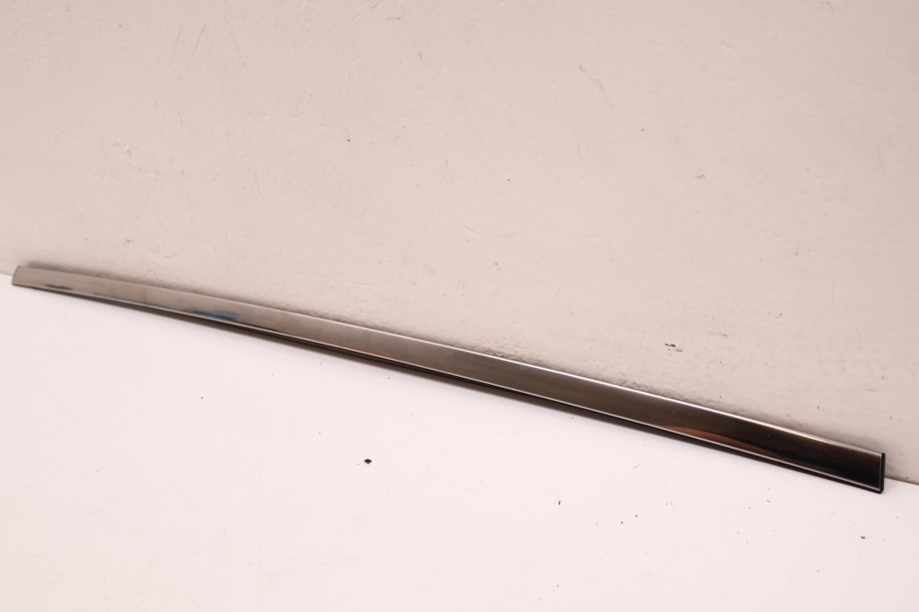 фото №2, Kia niro i молдинг декоративная дверь правая задняя