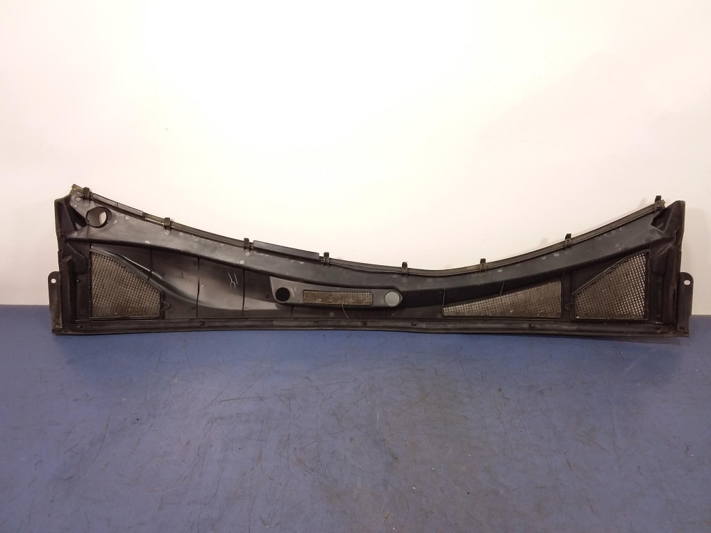 Lexus rx ii xu30 жабо пластиковий європа Оригінал