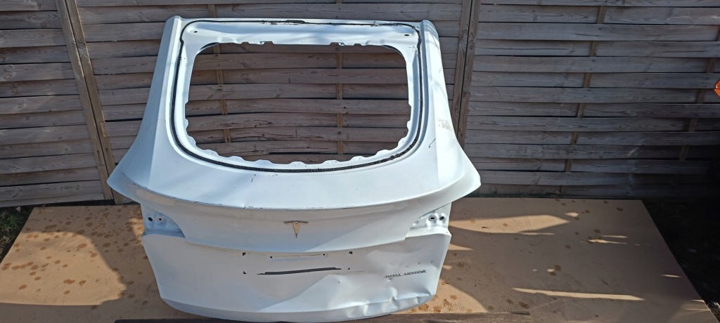 Кришка багажника задній задня tesla y 20-24rok оригінал Київ