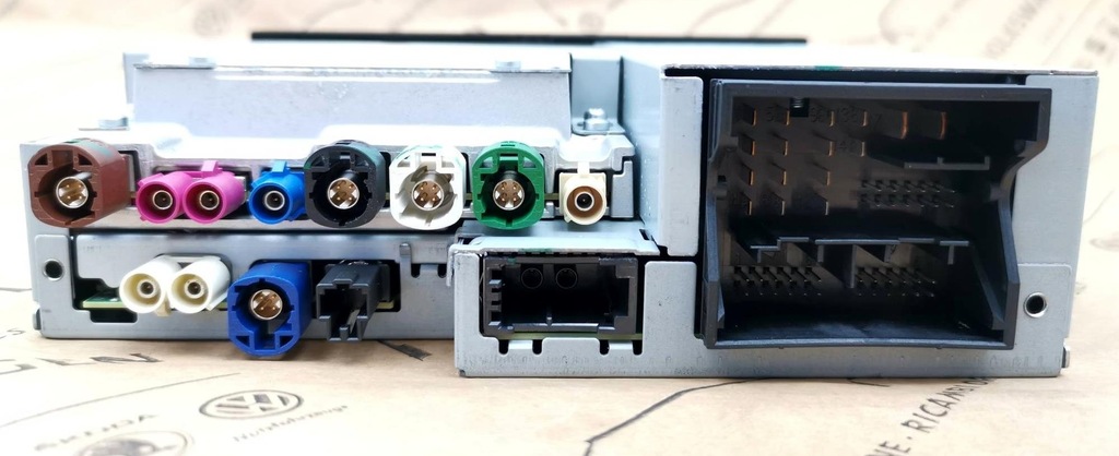 фото №6, Модуль считыватель карта мультимедиа vw touareg cr7 iii 760035067b новый org