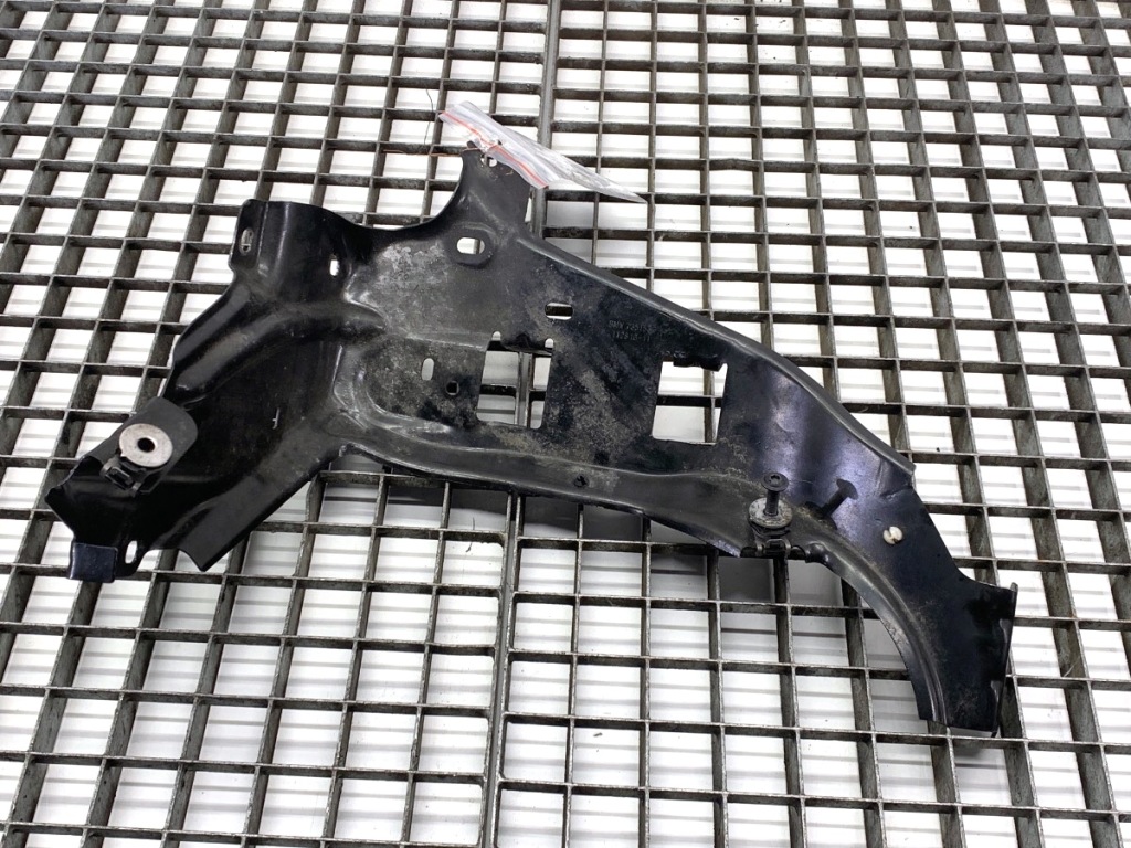 Купити Панель фари кріплення фара праве mini clubman f54 7351536