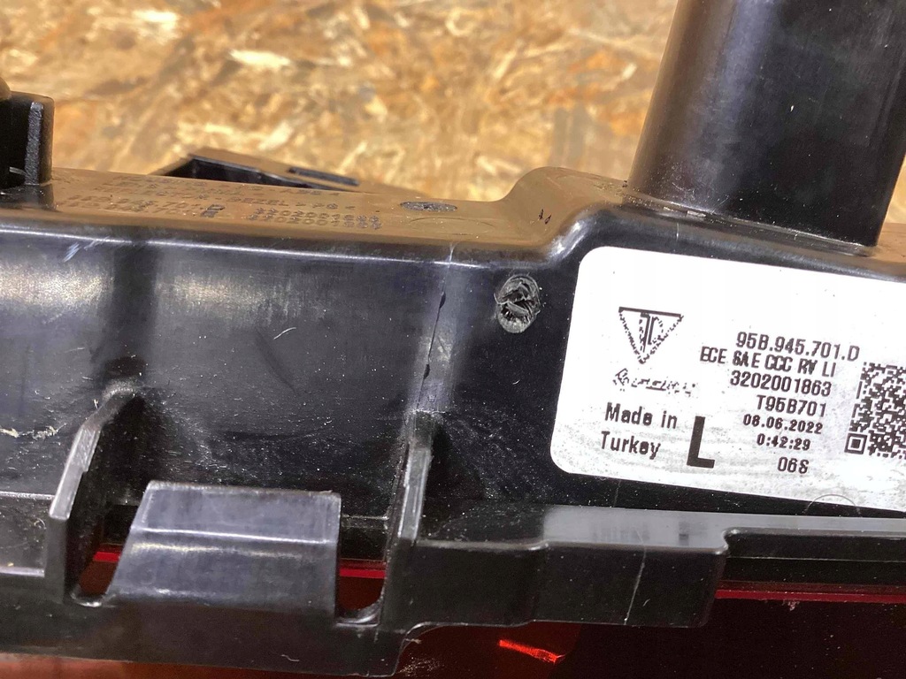 фото №8, Відбивач бампера задня сторона ліва porsche macan 95b 95b945701d