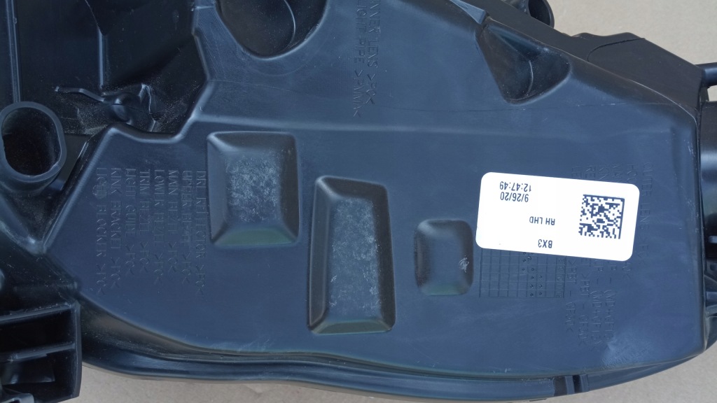 Tesla 3 full led фара правий перед передня 1077376-00-c l901370043 rh Ціна