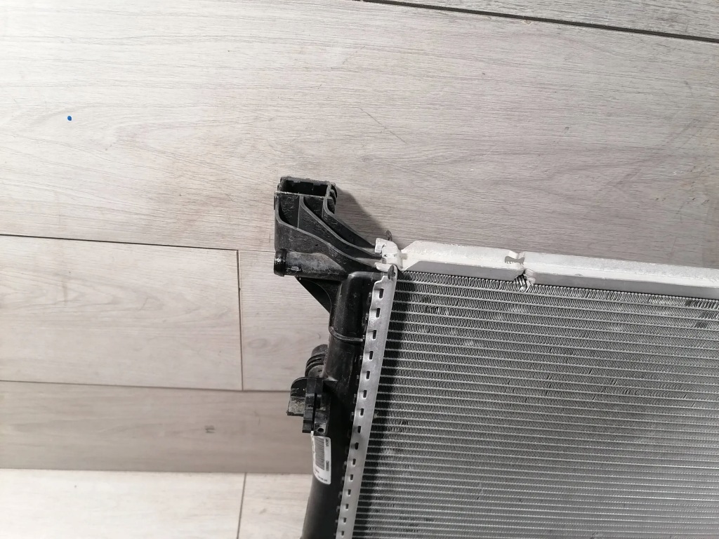 Mercedes w246 радиатор воды a2465001303 с Разборки