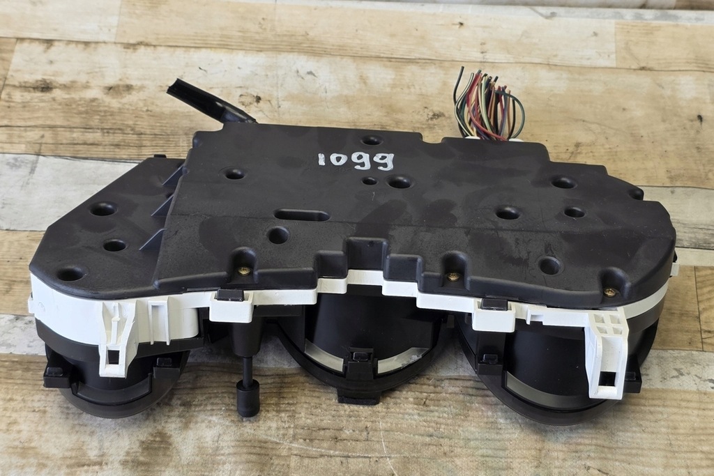 фото №7, Счетчик pontiac vibe estate tn2574207352 1.8l бензиновый 96kw 2007