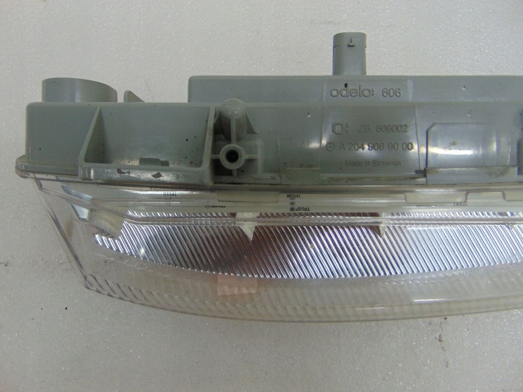 Mercedes w204 w212 противотуманная фара led перед передний правый a2049069000 Оригинал