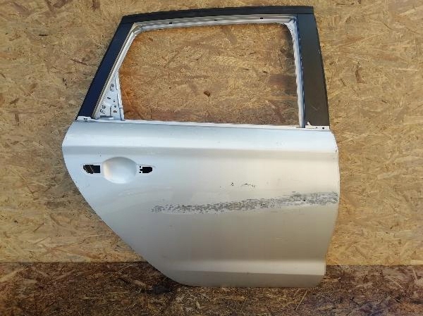 фото №1, Hyundai i30 kombi 17- дверь задние задняя