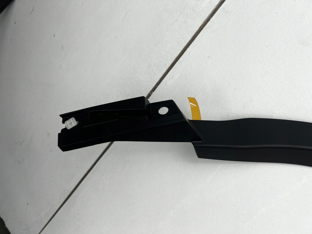 фото №8, Lexus rx 450h iv 2015 - молдинг накладка na крыло задняя правый 75873-48020