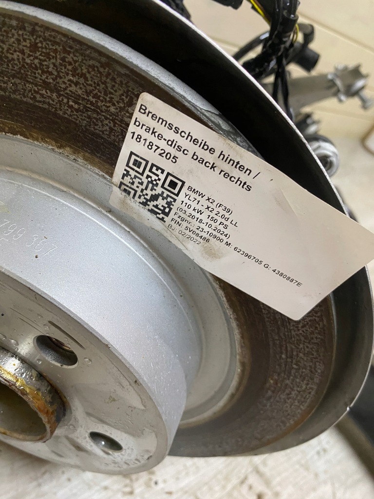 фото №8, Bmw 1 f40 поворотний кулак важіль правий привідний вал задня