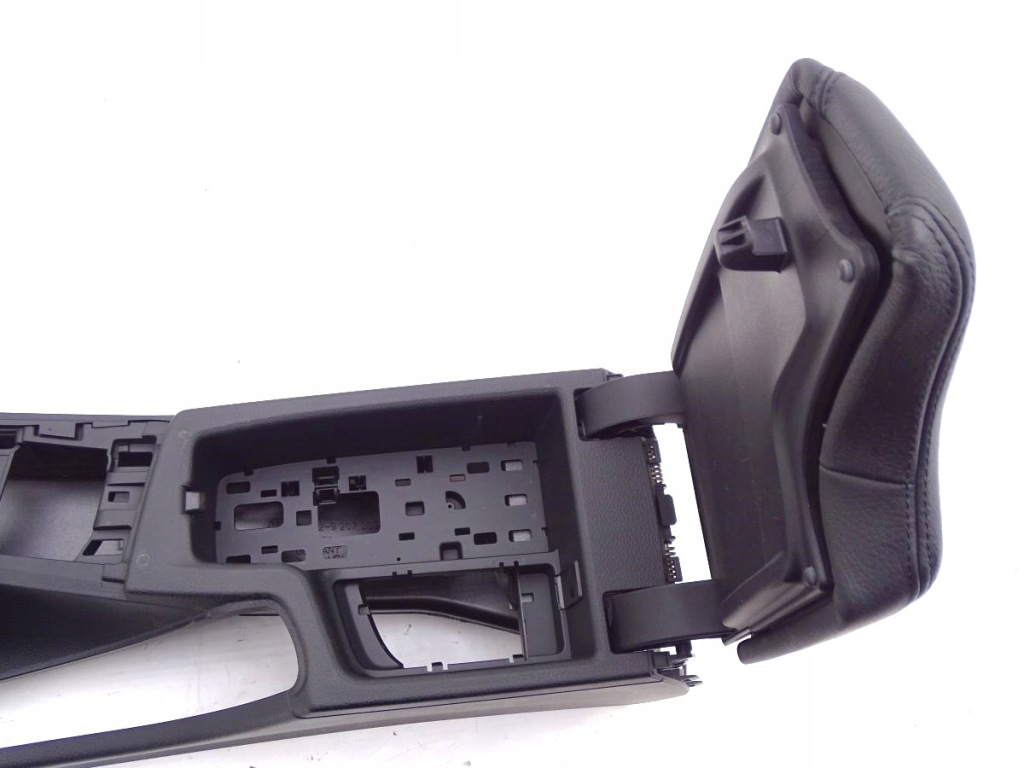 Bmw 4 f32 купе 13-20 туннель средний подлокотник черная кожа европа Недорого