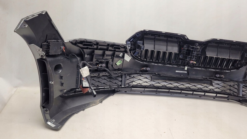 фото №13, Skoda superb iv 4 3p0 24r- бампер kpl. оригинал