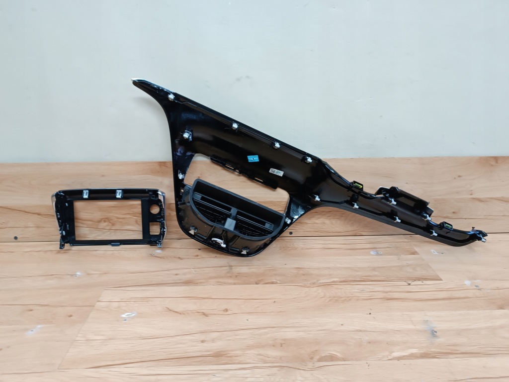 фото №11, Peugeot 208 lift 2015-2018 панель приладів приладова консоль молдинг панель