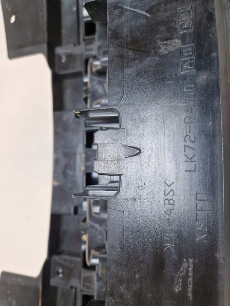 фото №8, Land rover discovery sport dynamic v 5 решітка радіатора бампера lk728a100