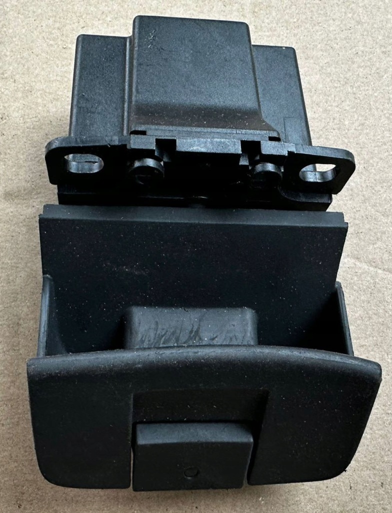 Купити Важіль ручка кнопка гальма ручного renault espace iv 8200550545