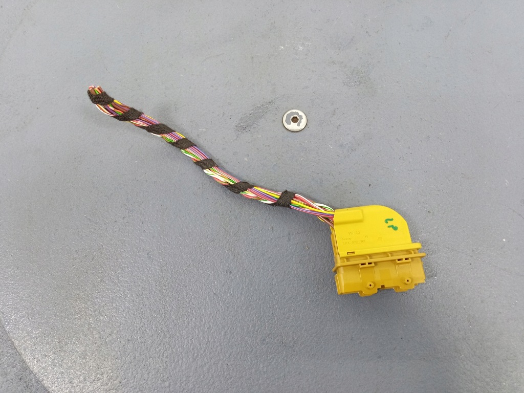 фото №2, Skoda octavia iv жгут дверь левый перед стойка