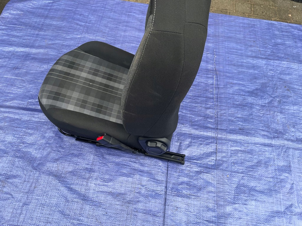 фото №5, Peugeot 108 citroen c1 ii toyota aygo ii lift сидіння передній правий 5d europa