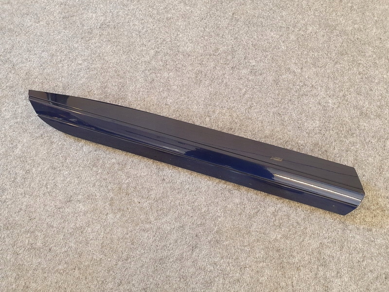 фото №1, Volkswagen оригинальный номер 3g8853992b молдинг дверь задних p