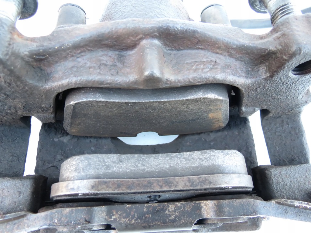 фото №11, Суппорт тормозной правый перед передний 300mm volvo v70 iii s80 ii xc70 ii