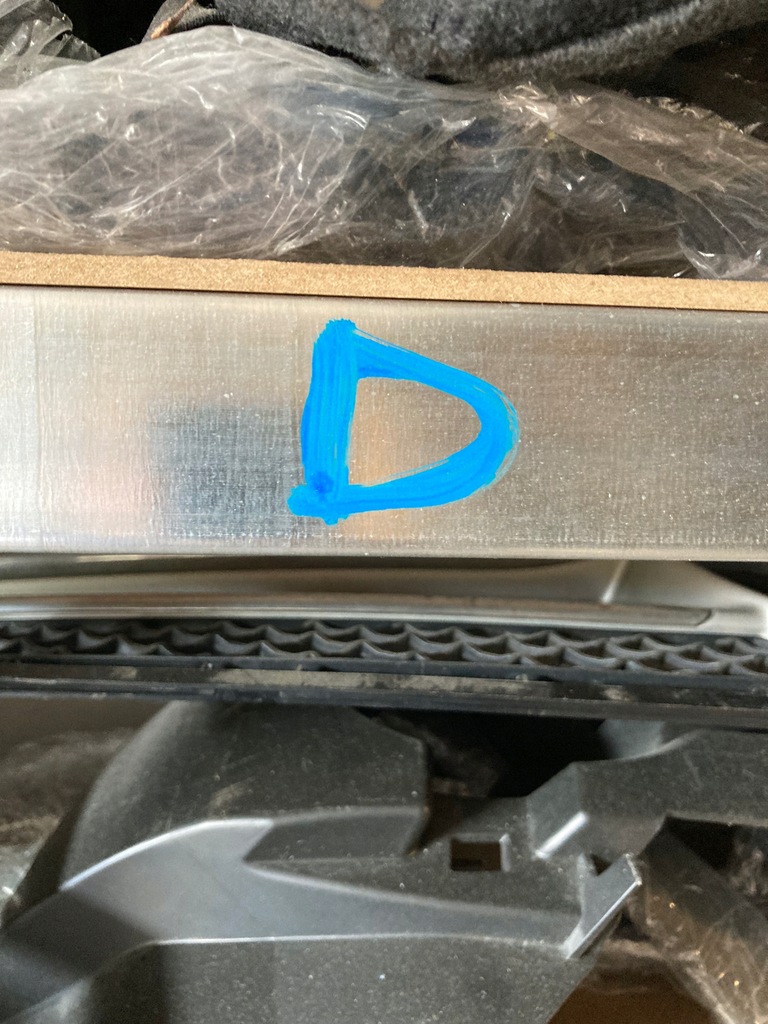 фото №10, Volvo xc90 i 30678951 бампер уголок правый