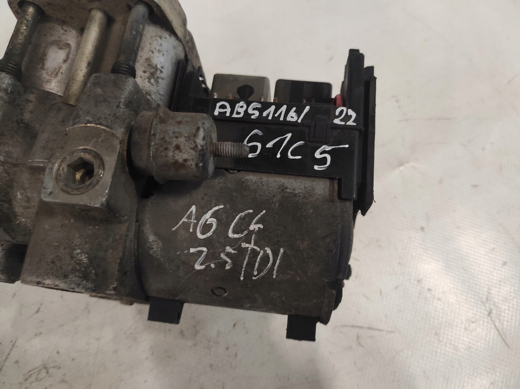 фото №7, Audi a6 c4 2.5 tdi 4a0614111a 0265201049